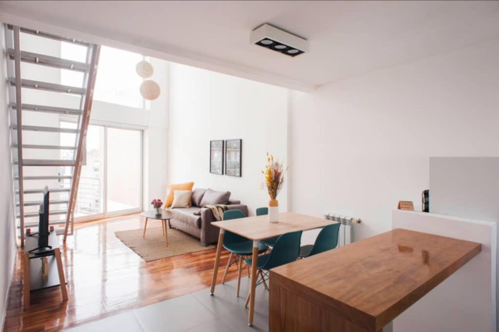 Luminosos Loft En Recoleta 2 Cuadras Del Subte Apartment Buenos Aires Bagian luar foto